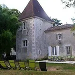 Chateau De Puyrigaud Nocleg ze śniadaniem Léoville