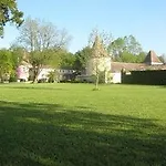 Nocleg ze śniadaniem Chateau De Puyrigaud Léoville
