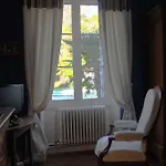 Bed & Breakfast Chateau De Puyrigaud