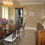 Nocleg ze śniadaniem Chateau De Puyrigaud 4*
