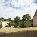 Chateau De Puyrigaud 4* Léoville