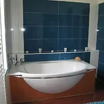 Chateau De Puyrigaud Nocleg ze śniadaniem 4*