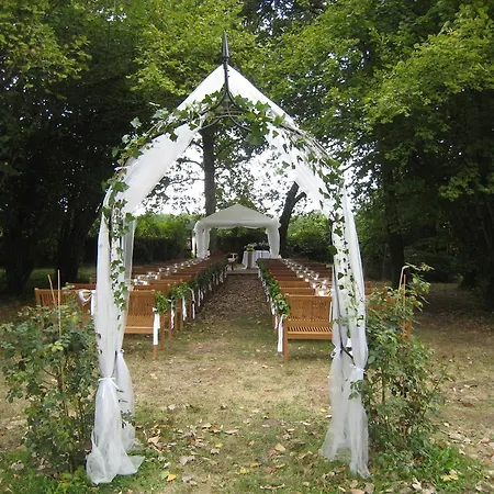 Frühstückspension Chateau De Puyrigaud