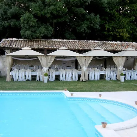 Chateau De Puyrigaud 4* Léoville