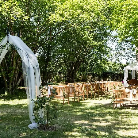 Chateau De Puyrigaud 4*