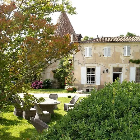 Nocleg ze śniadaniem Chateau De Puyrigaud Léoville