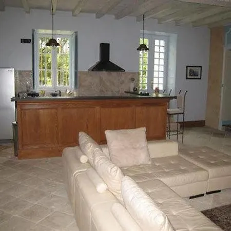 Chateau De Puyrigaud Frühstückspension 4*