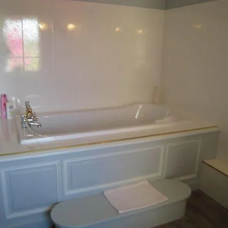 Frühstückspension Chateau De Puyrigaud 4*