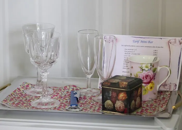 Chateau De Puyrigaud Bed & Breakfast Leoville