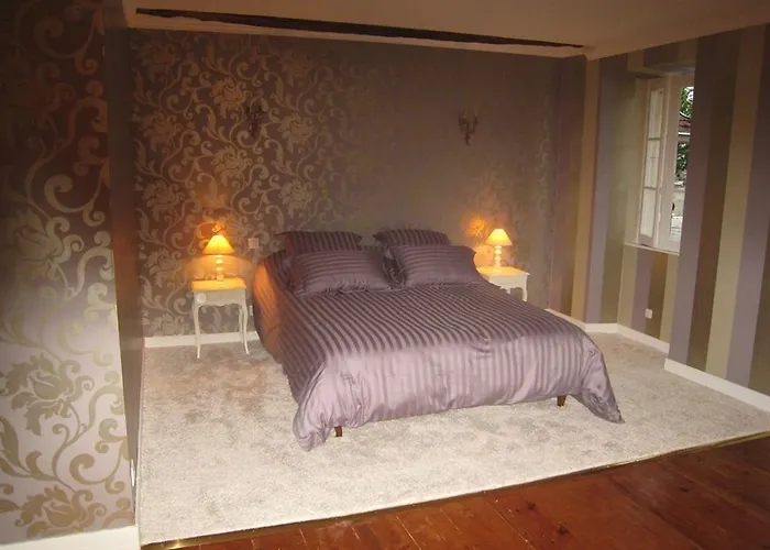 Chateau De Puyrigaud