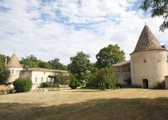 Chateau De Puyrigaud 4* Leoville