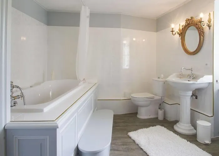 Chateau De Puyrigaud