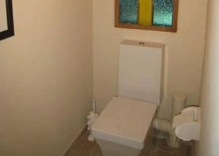 Bed & Breakfast Chateau De Puyrigaud 4*